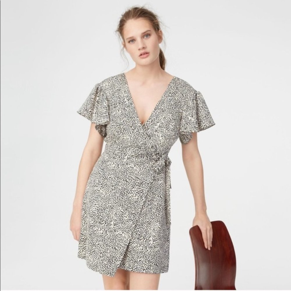CLUB MONACO Geovanna Wrap Dress, Size 00, in Animal Print